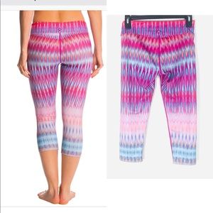 PraNa Roxanne capris cropped yoga legging